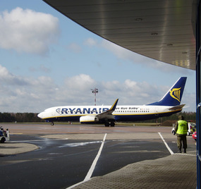 Międzynarodowy Port Lotniczy<br><small>Szczecin-Goleniów</small>